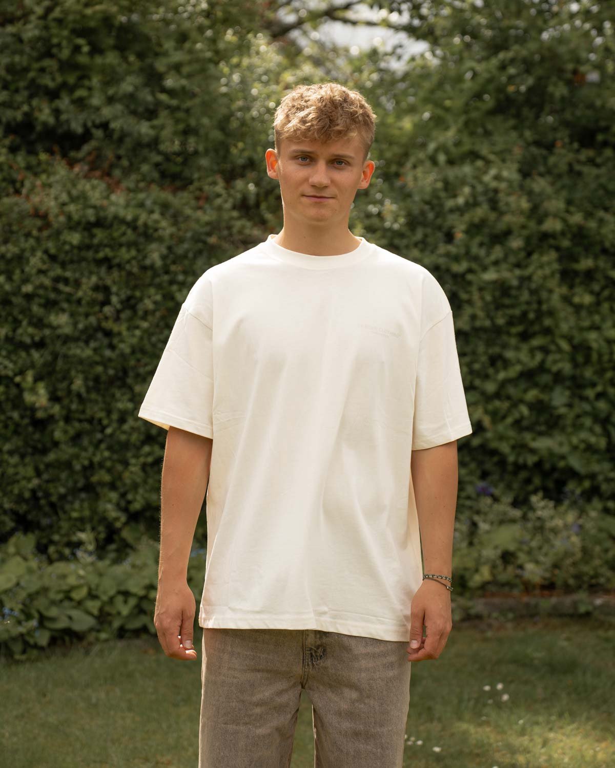 Unmarked T-Shirt tone - on - tone white | Skagen - clothing.dk
